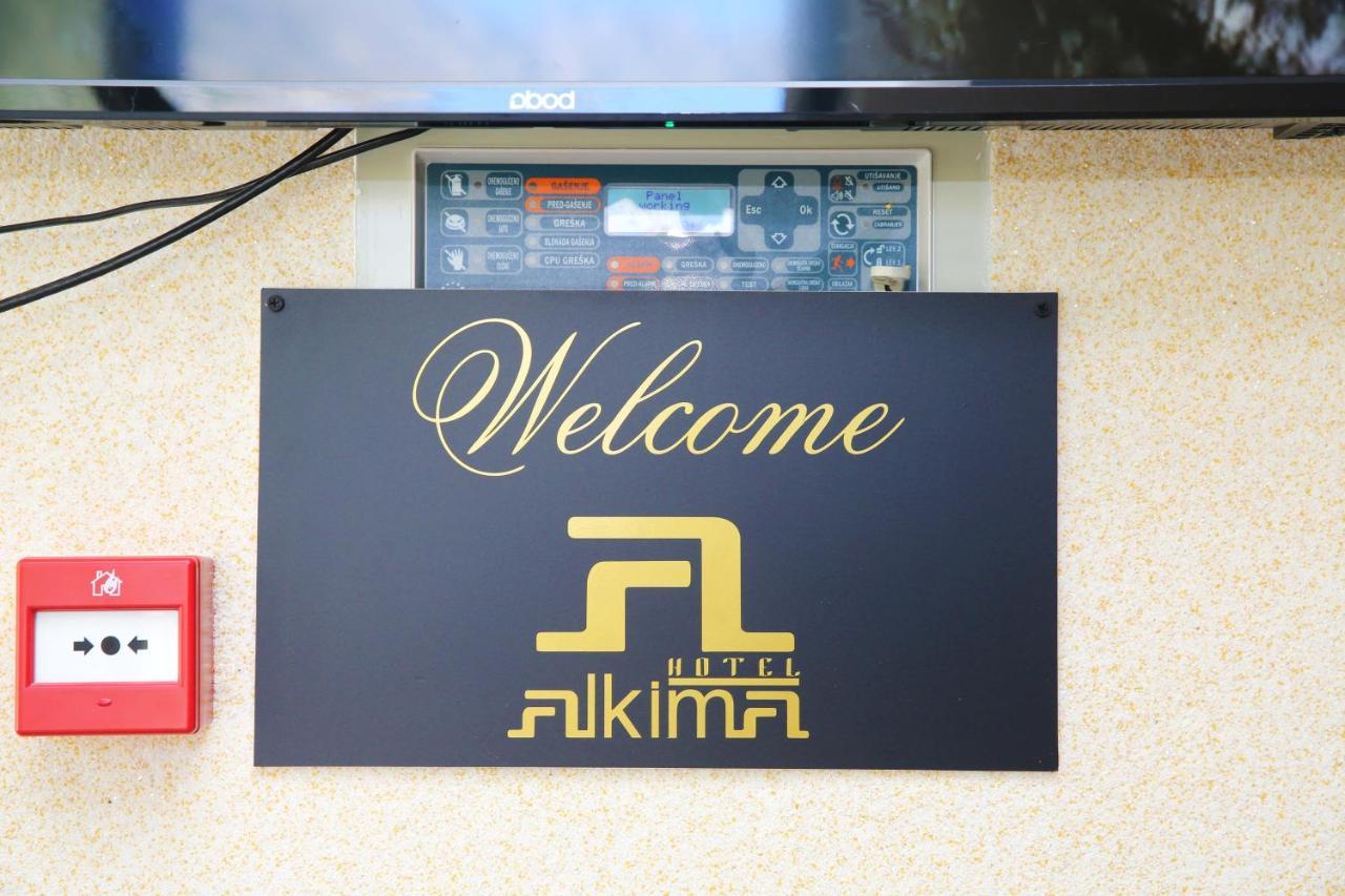 Hotel Alkima Котор Екстериор снимка