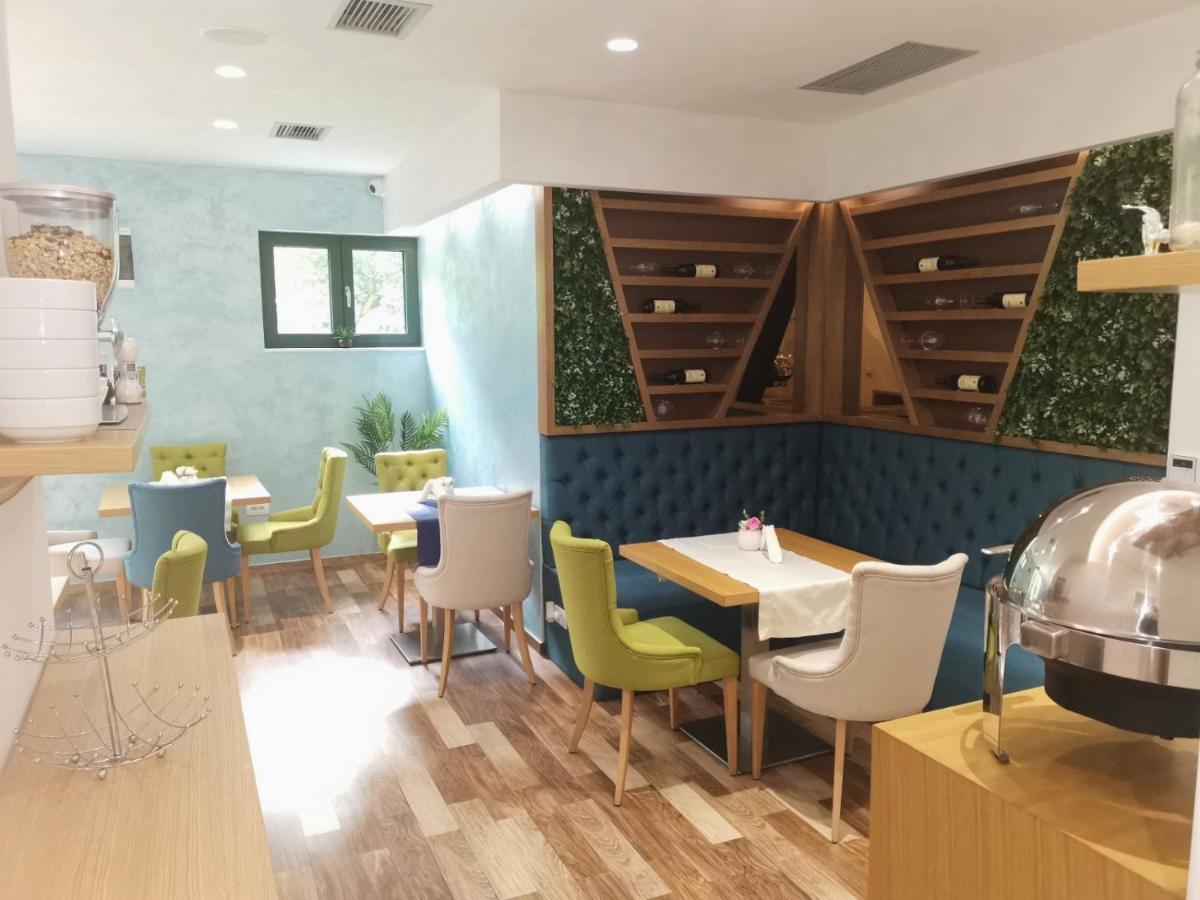 Hotel Alkima Котор Екстериор снимка