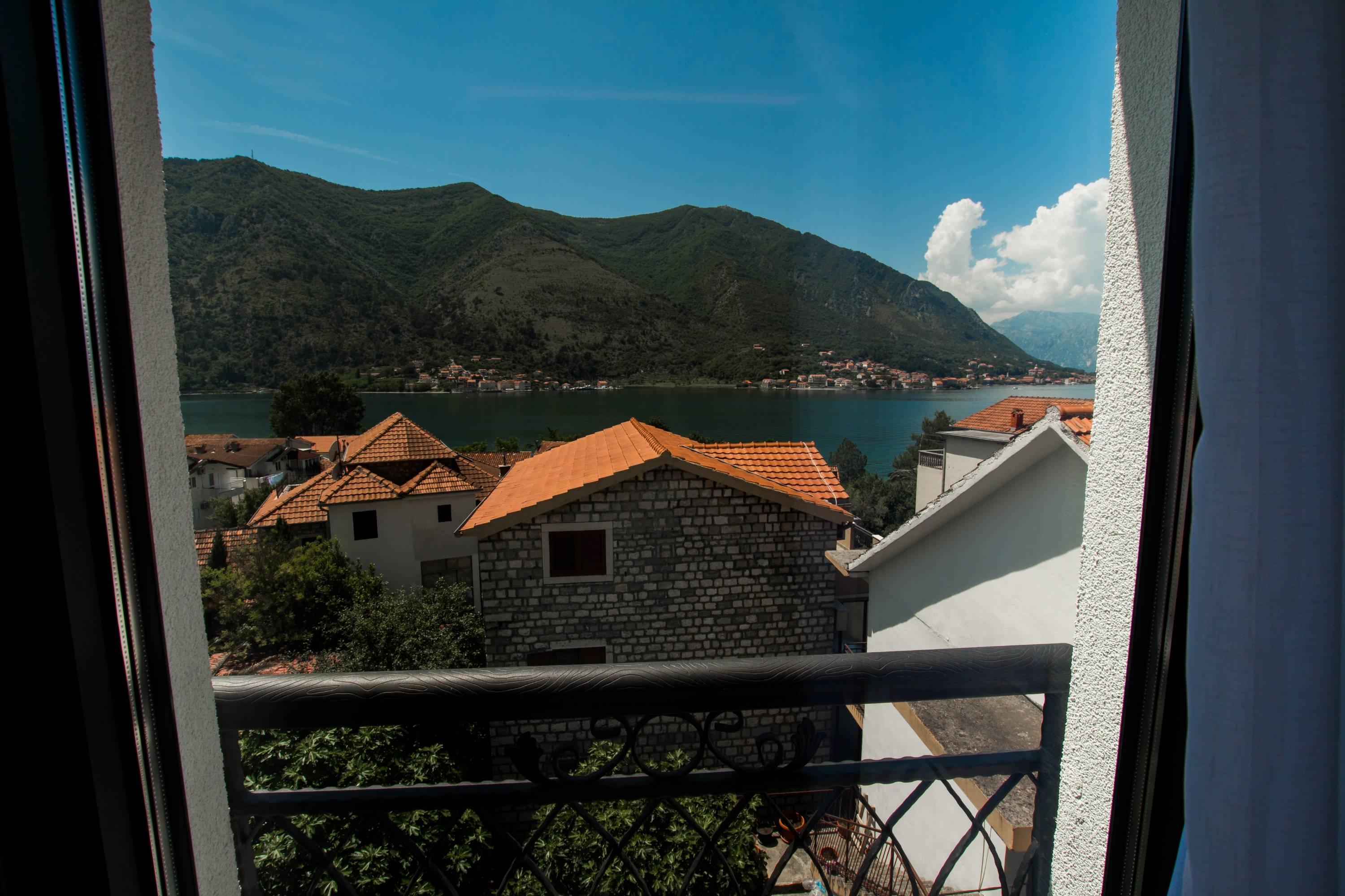 Hotel Alkima Котор Екстериор снимка