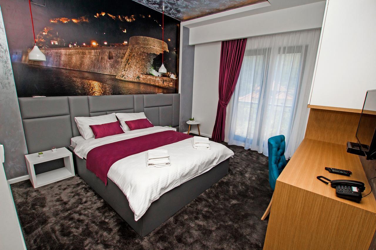 Hotel Alkima Котор Екстериор снимка